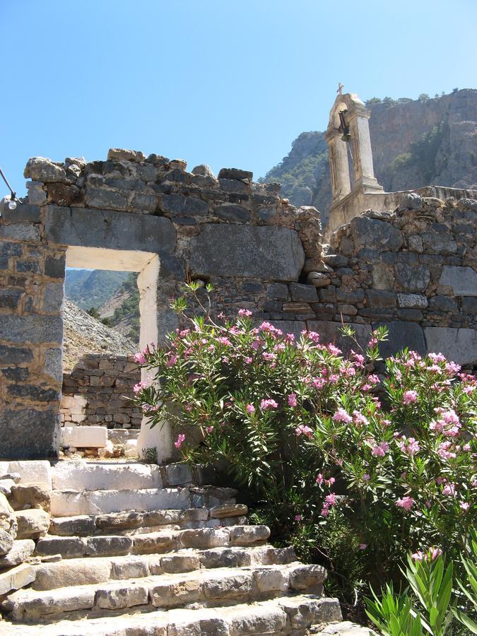 Pachnes Bed And Breakfast Agia Roumeli Eksteriør bilde